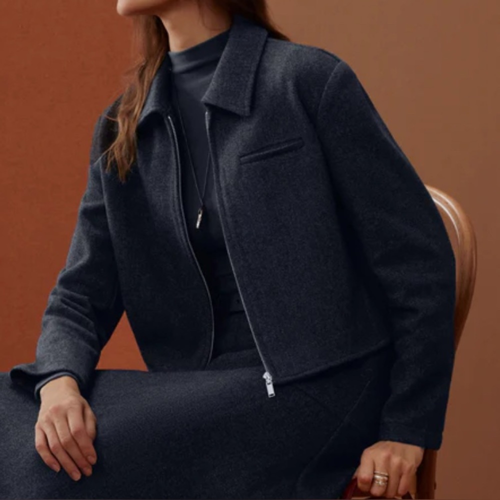 OGL Women’s Dark Gray Wool-Like Full-Zip Crop Jacket